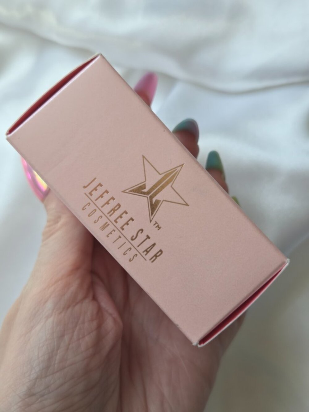 Jeffree Star Setting Powder - Beige - Picture 6 of 6